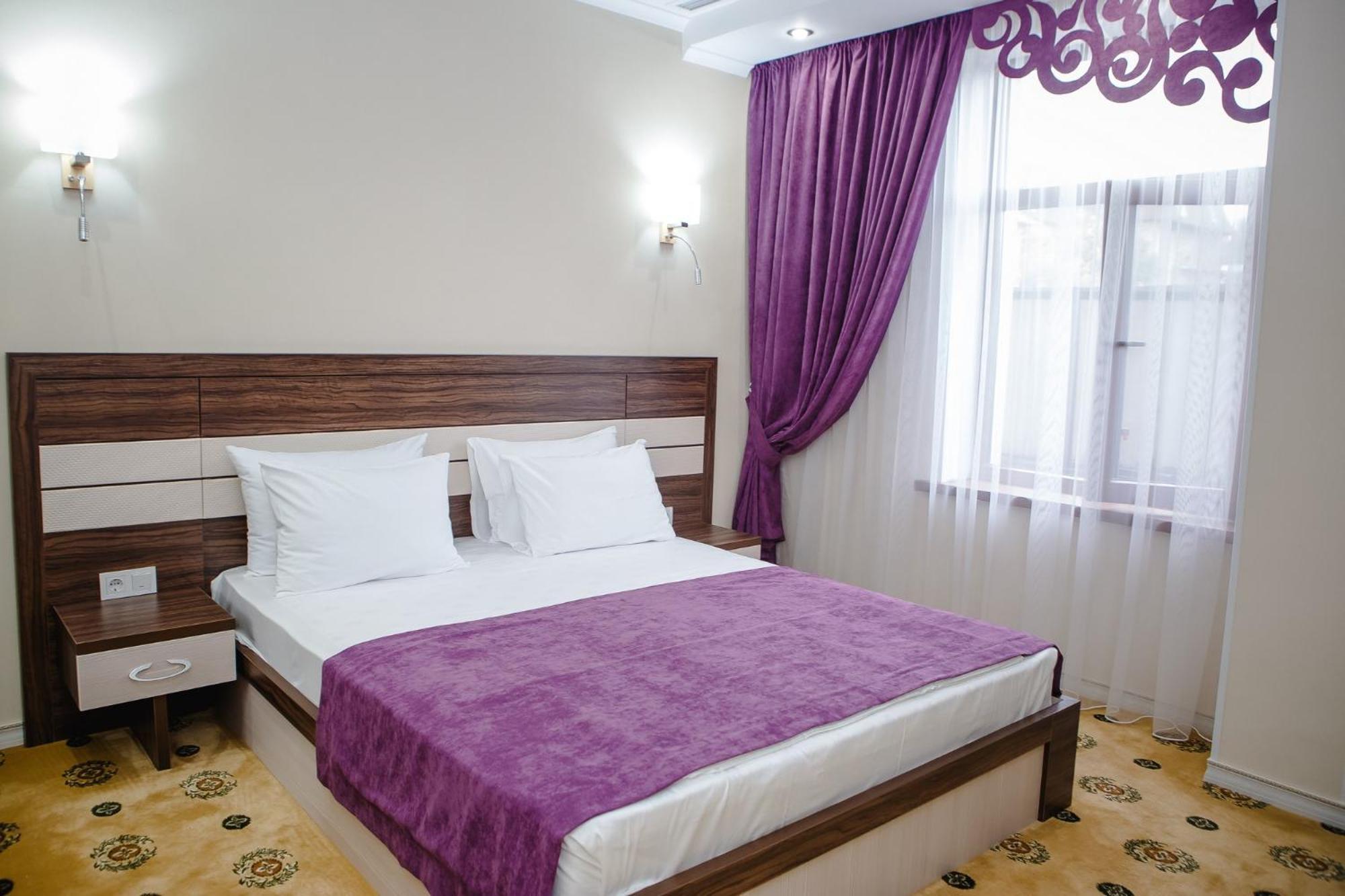 Hotel Luxury House Shymkent Exterior foto
