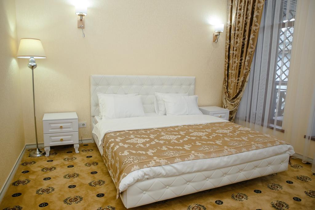 Hotel Luxury House Shymkent Exterior foto