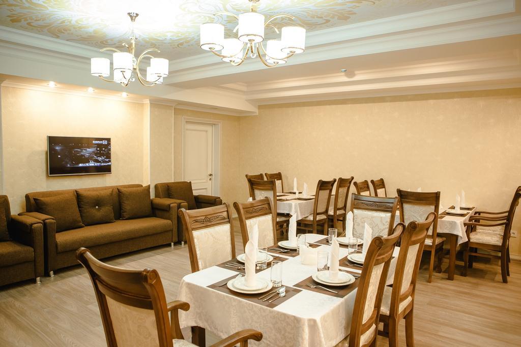 Hotel Luxury House Shymkent Exterior foto