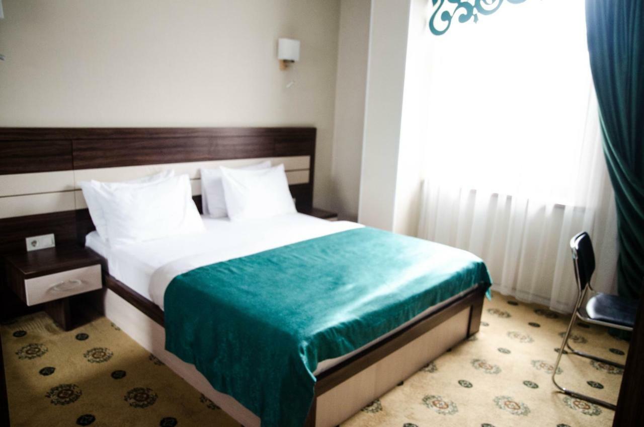Hotel Luxury House Shymkent Exterior foto